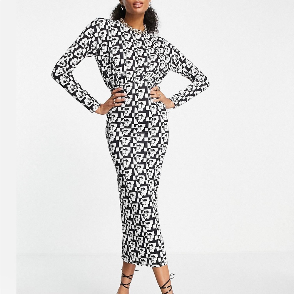 Long sleeve black and white dress monochromatic past knees